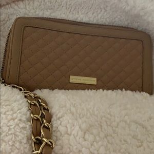 nude wallet wristlet with gold chain !